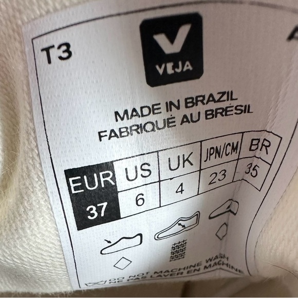 Veja V-10 Sneakers - Picture 4 of 4